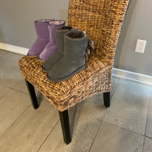 UGG Boots - Picture 1 of 4